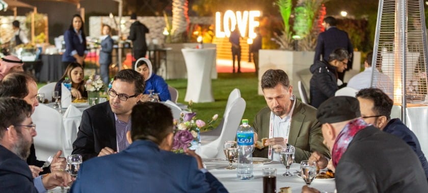  Delegates dine at a 2023 networking event